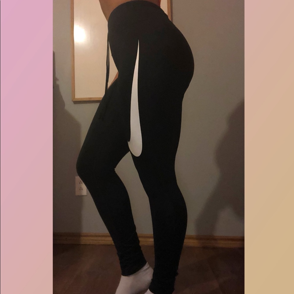 nike high waisted leggings